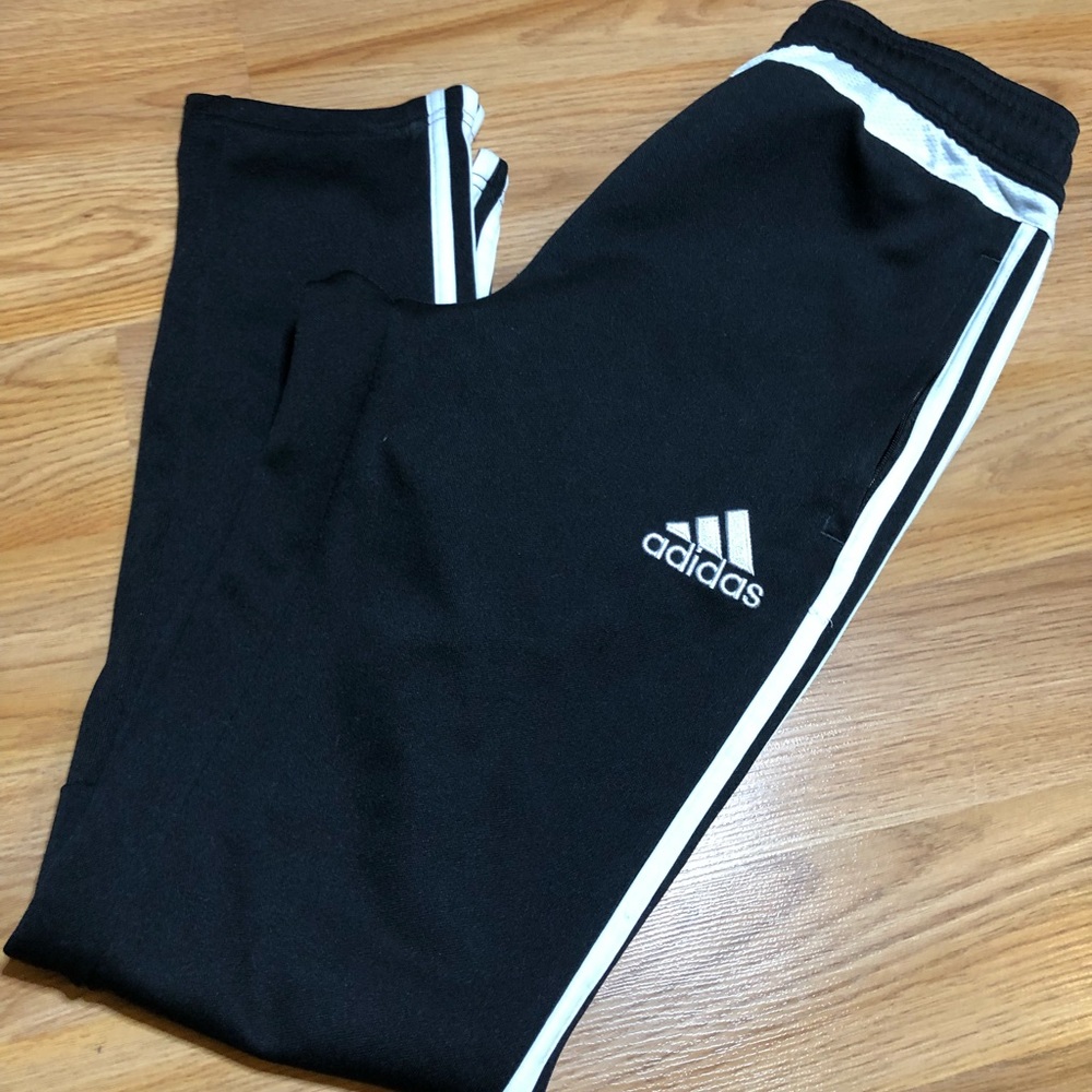 Adidas joggers / sweatpants